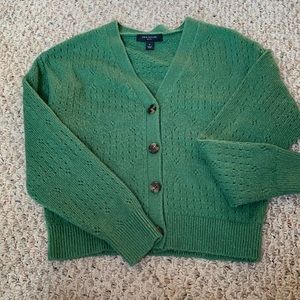 Beautiful green sweater